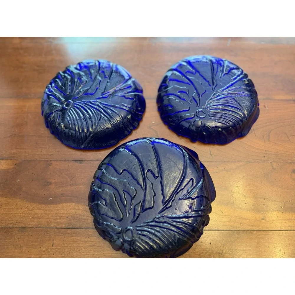 Vintage Arcoroc France Cobalt Blue Cabbage Leaf Glass Plates Set of 3
